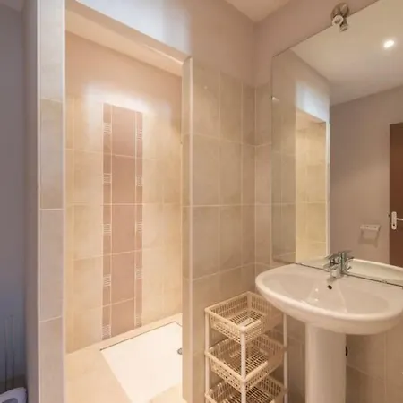 Fuer 5 Personen Und 1 Kind By Interhome Дом отдыха Gagnieres