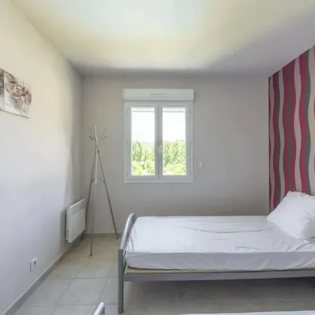 Fuer 5 Personen Und 1 Kind By Interhome *