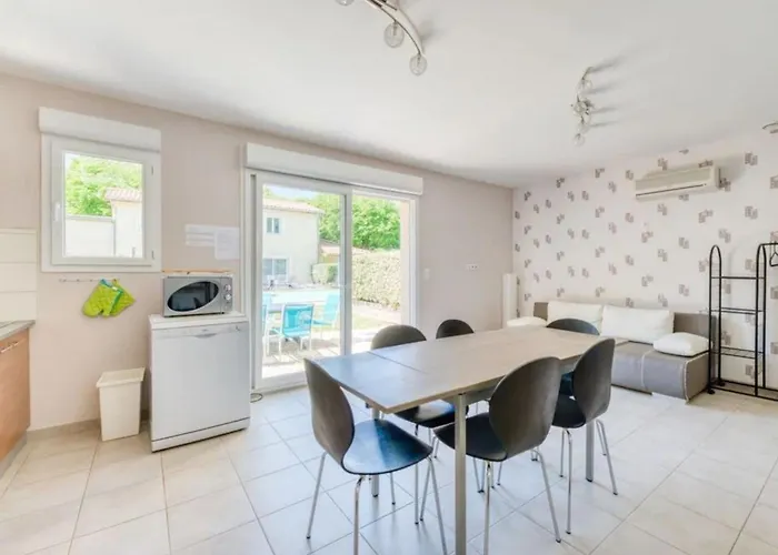 Fuer 5 Personen Und 1 Kind By Interhome Дом отдыха Gagnieres